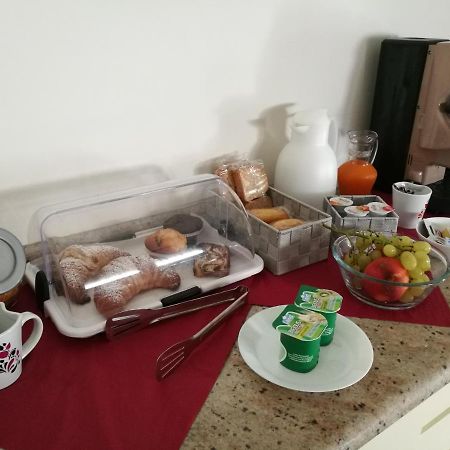 Casa Kati Bed & Breakfast Mercato San Severino Luaran gambar