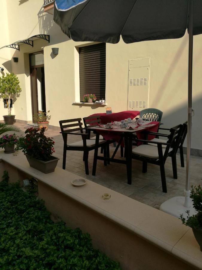 Casa Kati Bed & Breakfast Mercato San Severino Luaran gambar